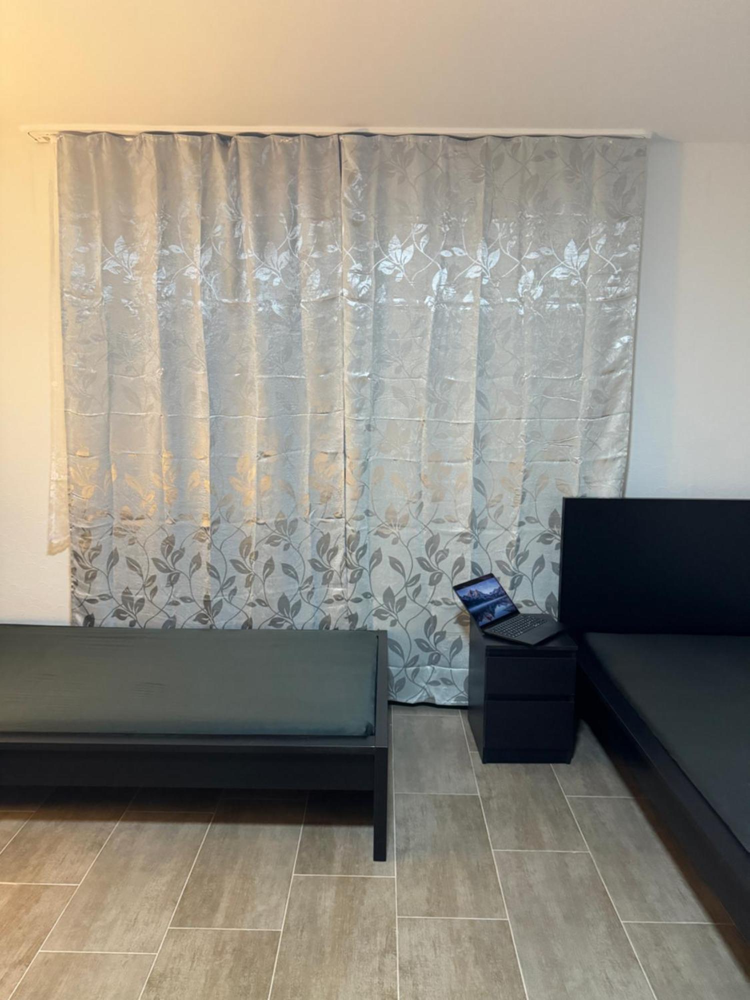 Laras Voll Ausgestattete Gartenwohnung Mit Wlan Und Tv Werne 외부 사진